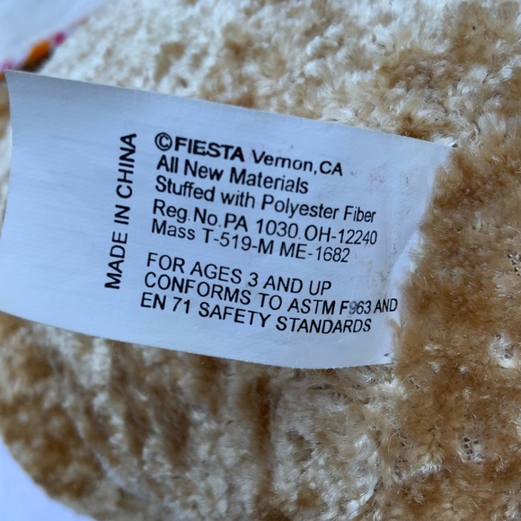 Fiesta Hawaii plush chenille bear with hat holding yellow flowers - Picture 5 of 12